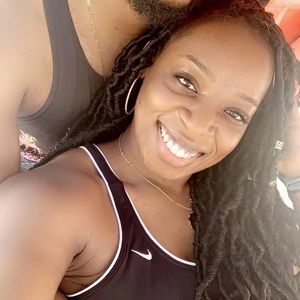 Meet your Posher, Cassandra